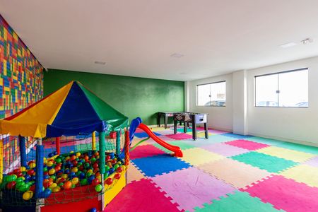 Apartamento à venda com 43m², 2 quartos e 1 vaga Apartamento à venda com 43m², 2 quartos e 1 vagaBrinquedoteca