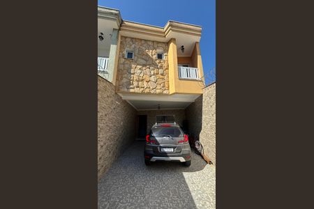 Casa à venda com 128m², 3 quartos e 2 vagasGaragem