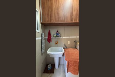 Casa à venda com 128m², 3 quartos e 2 vagasÁrea de Serviço