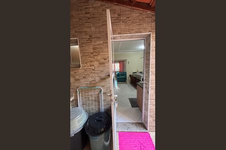 Casa à venda com 128m², 3 quartos e 2 vagasÁrea de Serviço