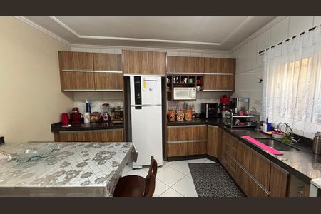 Casa à venda com 128m², 3 quartos e 2 vagasCozinha