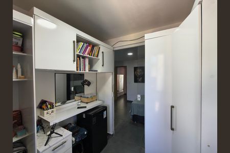 Casa de condomínio para alugar com 120m², 3 quartos e 1 vagaCloset Suite 1