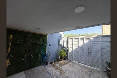 Casa de condomínio para alugar com 120m², 3 quartos e 1 vagaGaragem