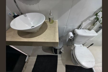 Casa de condomínio para alugar com 120m², 3 quartos e 1 vagaBanheiro Social