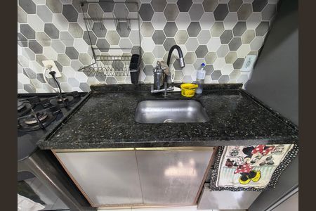 Casa de condomínio para alugar com 120m², 3 quartos e 1 vagaBancada - Cozinha