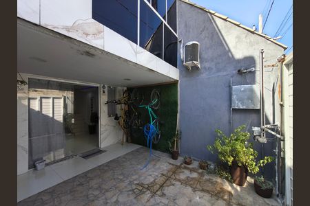 Casa de condomínio para alugar com 120m², 3 quartos e 1 vagaGaragem