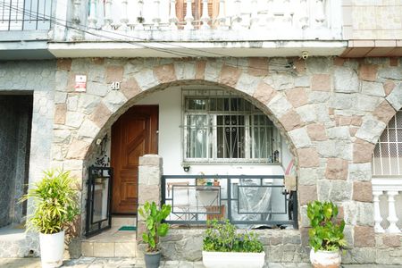 Casa para alugar com 105m², 3 quartos e 2 vagasFachada