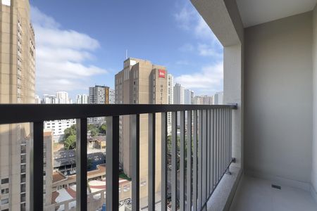 Varanda de kitnet/studio para alugar com 1 quarto, 27m² em Centro, Guarulhos