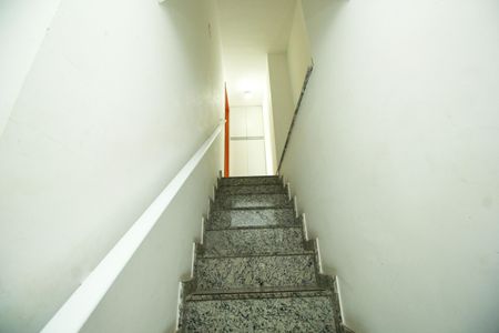 Apartamento à venda com 127m², 2 quartos e 2 vagasEscada