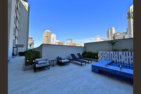 Studio para alugar com 35m², 1 quarto e sem vaga Studio para alugar com 35m², 1 quarto e sem vagaPiscina