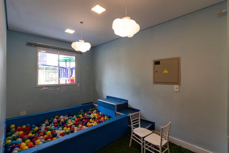 Apartamento à venda com 35m², 2 quartos e sem vagaÁrea comum