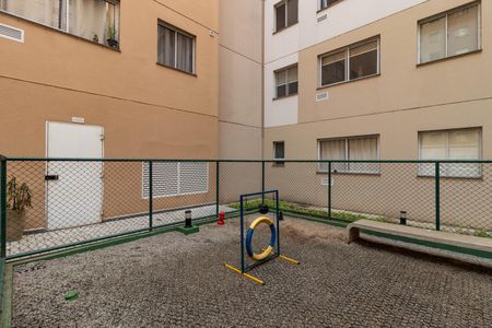 Apartamento à venda com 35m², 2 quartos e sem vagaÁrea comum