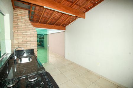 Apartamento à venda com 108m², 2 quartos e 1 vaga Apartamento à venda com 108m², 2 quartos e 1 vagaCozinha