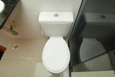 Apartamento à venda com 108m², 2 quartos e 1 vaga Apartamento à venda com 108m², 2 quartos e 1 vagaBanheiro da Suíte