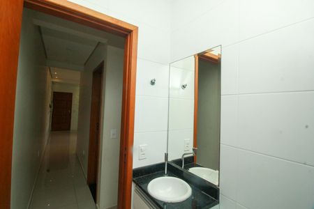Apartamento à venda com 108m², 2 quartos e 1 vaga Apartamento à venda com 108m², 2 quartos e 1 vagaBanheiro da Suíte