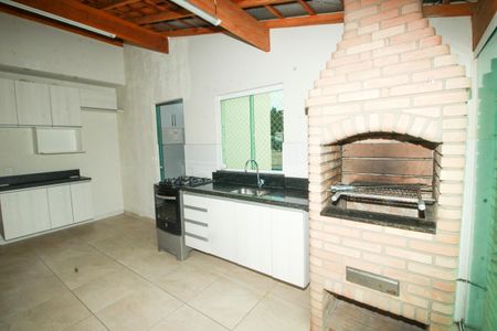 Apartamento à venda com 108m², 2 quartos e 1 vaga Apartamento à venda com 108m², 2 quartos e 1 vagaChurrasqueira