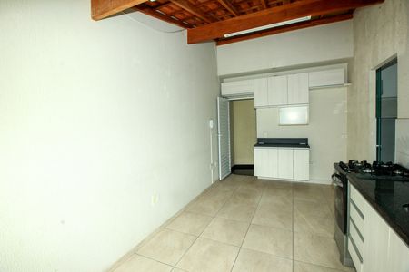 Apartamento à venda com 108m², 2 quartos e 1 vaga Apartamento à venda com 108m², 2 quartos e 1 vagaCozinha