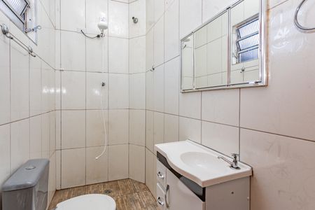 Banheiro de casa para alugar com 1 quarto, 41m² em Vila Conde do Pinhal, São Paulo