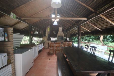 Apartamento para alugar com 130m², 4 quartos e 2 vagasÁrea comum - Churrasqueira