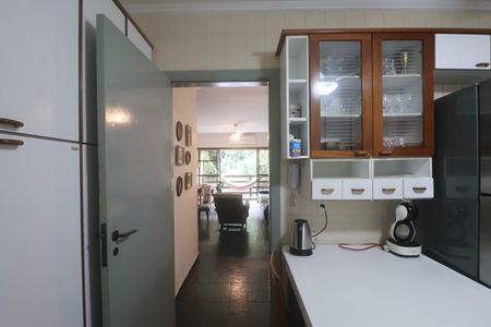Apartamento para alugar com 130m², 4 quartos e 2 vagasCozinha