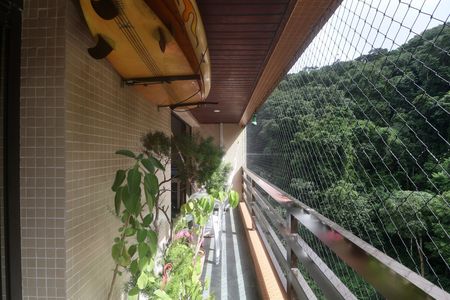 Apartamento para alugar com 130m², 4 quartos e 2 vagasVaranda