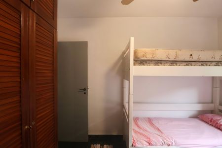 Apartamento para alugar com 130m², 4 quartos e 2 vagasQuarto