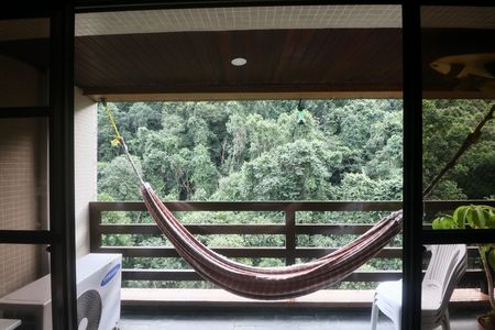 Apartamento para alugar com 130m², 4 quartos e 2 vagasVaranda