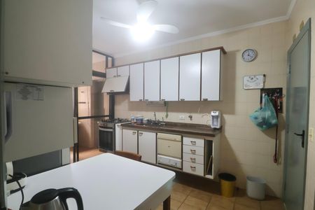 Apartamento para alugar com 130m², 4 quartos e 2 vagasCozinha