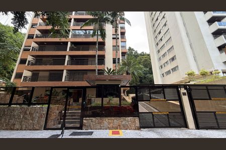Apartamento para alugar com 130m², 4 quartos e 2 vagasFachada
