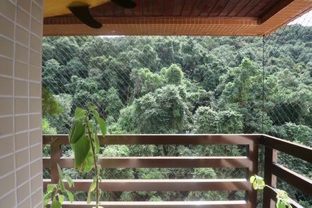 Apartamento para alugar com 130m², 4 quartos e 2 vagasVaranda