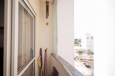 Varanda de apartamento para alugar com 2 quartos, 58m² em Vila Jaboticabeira, Taubaté