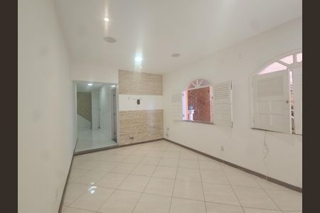 Sala de casa para alugar com 3 quartos, 90m² em Brotas, Salvador