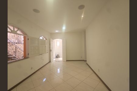 Sala de casa para alugar com 3 quartos, 90m² em Brotas, Salvador