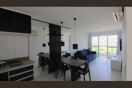 Apartamento para alugar com 1 quarto, 70m² em Algodoal, Cabo Frio