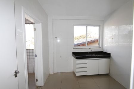 Apartamento para alugar com 103m², 3 quartos e 2 vagasCozinha
