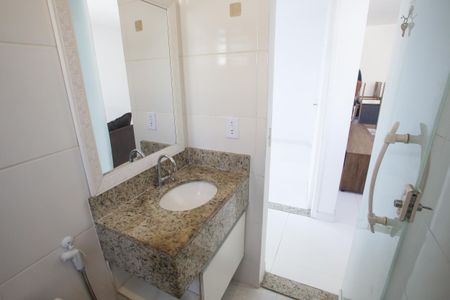 Apartamento para alugar com 55m², 2 quartos e 2 vagasBanheiro