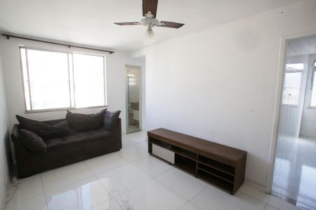 Sala de apartamento para alugar com 2 quartos, 55m² em Taquara, Rio de Janeiro