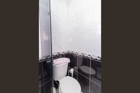 Casa de condomínio à venda com 100m², 3 quartos e 2 vagasBanheiro do Quarto 3 - Suíte