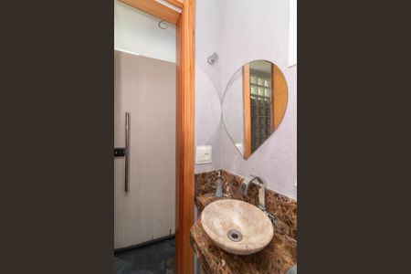 Casa de condomínio à venda com 100m², 3 quartos e 2 vagasLavabo