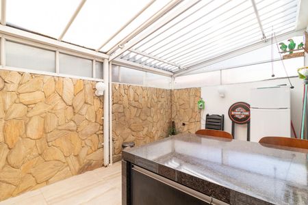 Casa de condomínio à venda com 100m², 3 quartos e 2 vagasÁrea gourmet