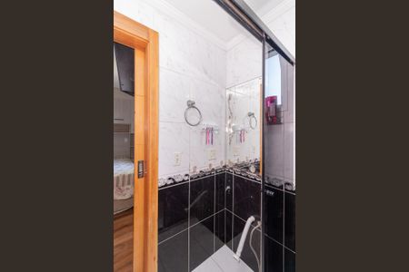 Casa de condomínio à venda com 100m², 3 quartos e 2 vagasBanheiro do Quarto 3 - Suíte