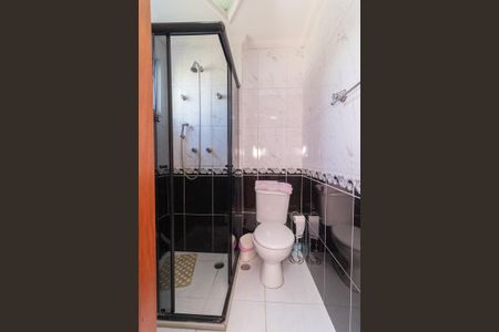 Casa de condomínio à venda com 100m², 3 quartos e 2 vagasBanheiro do Quarto 3 - Suíte