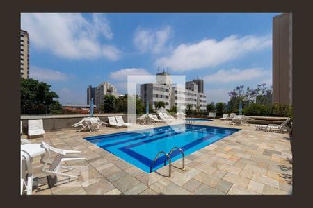 Apartamento para alugar com 74m², 2 quartos e 2 vagasÁrea comum - Piscina