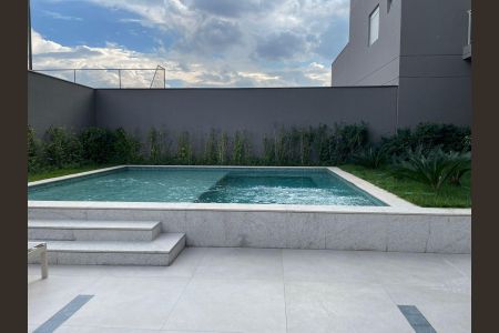 Apartamento à venda com 105m², 3 quartos e 2 vagasPiscina