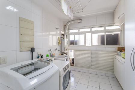 Apartamento à venda com 210m², 3 quartos e 3 vagasÁrea de Serviço
