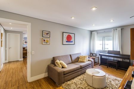 Apartamento à venda com 210m², 3 quartos e 3 vagasSala de TV