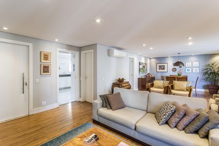 Apartamento à venda com 210m², 3 quartos e 3 vagasSala