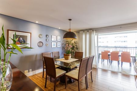 Apartamento à venda com 210m², 3 quartos e 3 vagasSala