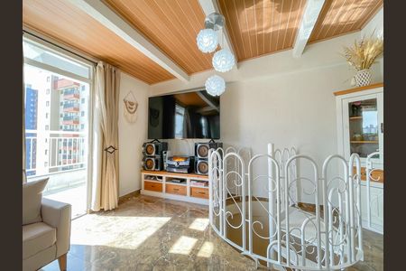 Sala de TV de apartamento à venda com 2 quartos, 124m² em Centro, Osasco