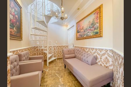 Hall de entrada de apartamento à venda com 2 quartos, 124m² em Centro, Osasco